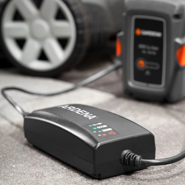 GARDENA Chargeur De Batterie Rapide QC40 4 GARDENA Chargeur De Batterie Rapide QC40 – Image 2